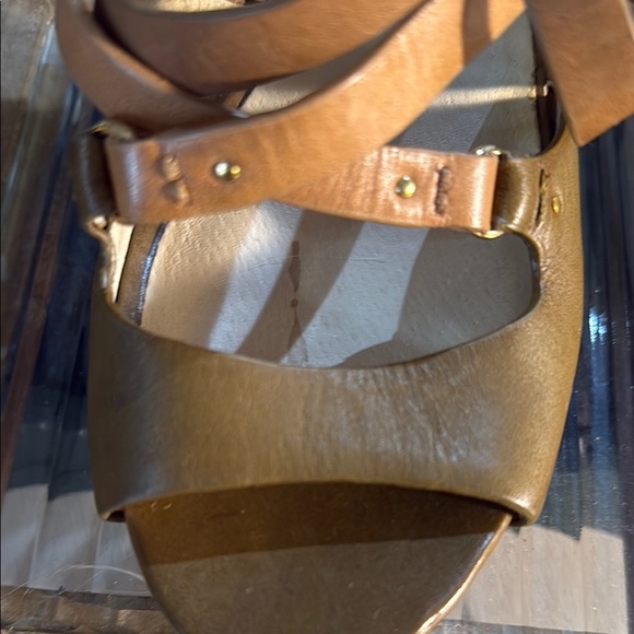 Michael Kors Tan Strappy Women's Heels - Picture 4 of 12